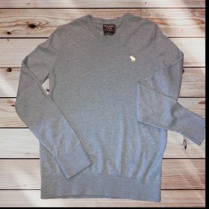 Abercrombie & Fitch V Neck Merino Wool Blend Swtr